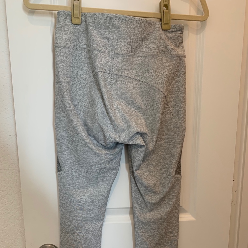Outdoor voices crop leggings - Picture 2 of 4